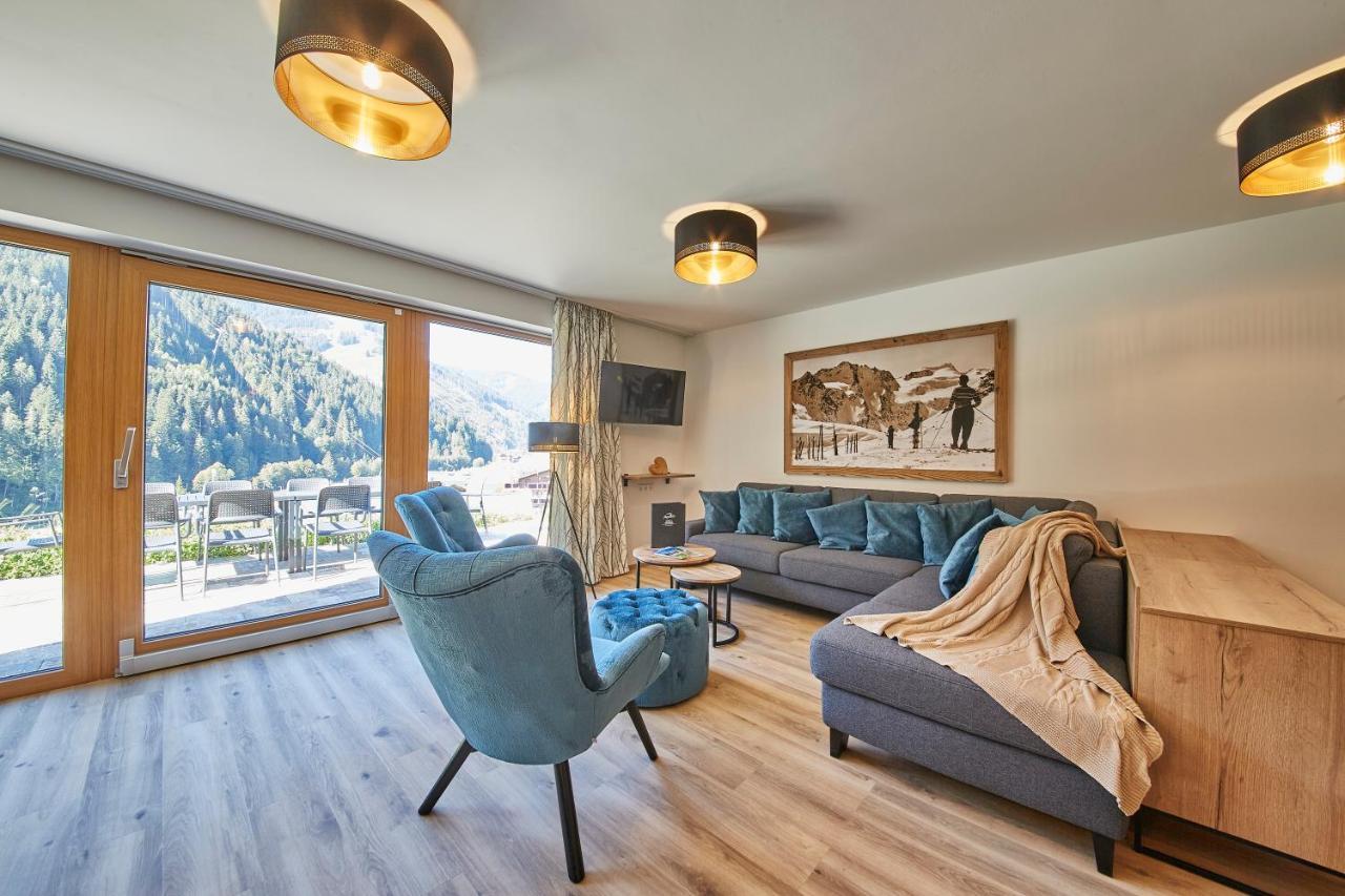 Alpenparks Chalet & Apartment Steve Lodge フィーホーフェン エクステリア 写真