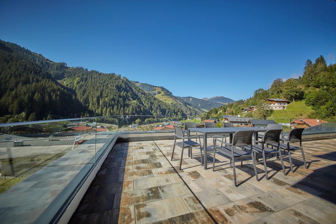 Alpenparks Chalet & Apartment Steve Lodge フィーホーフェン エクステリア 写真