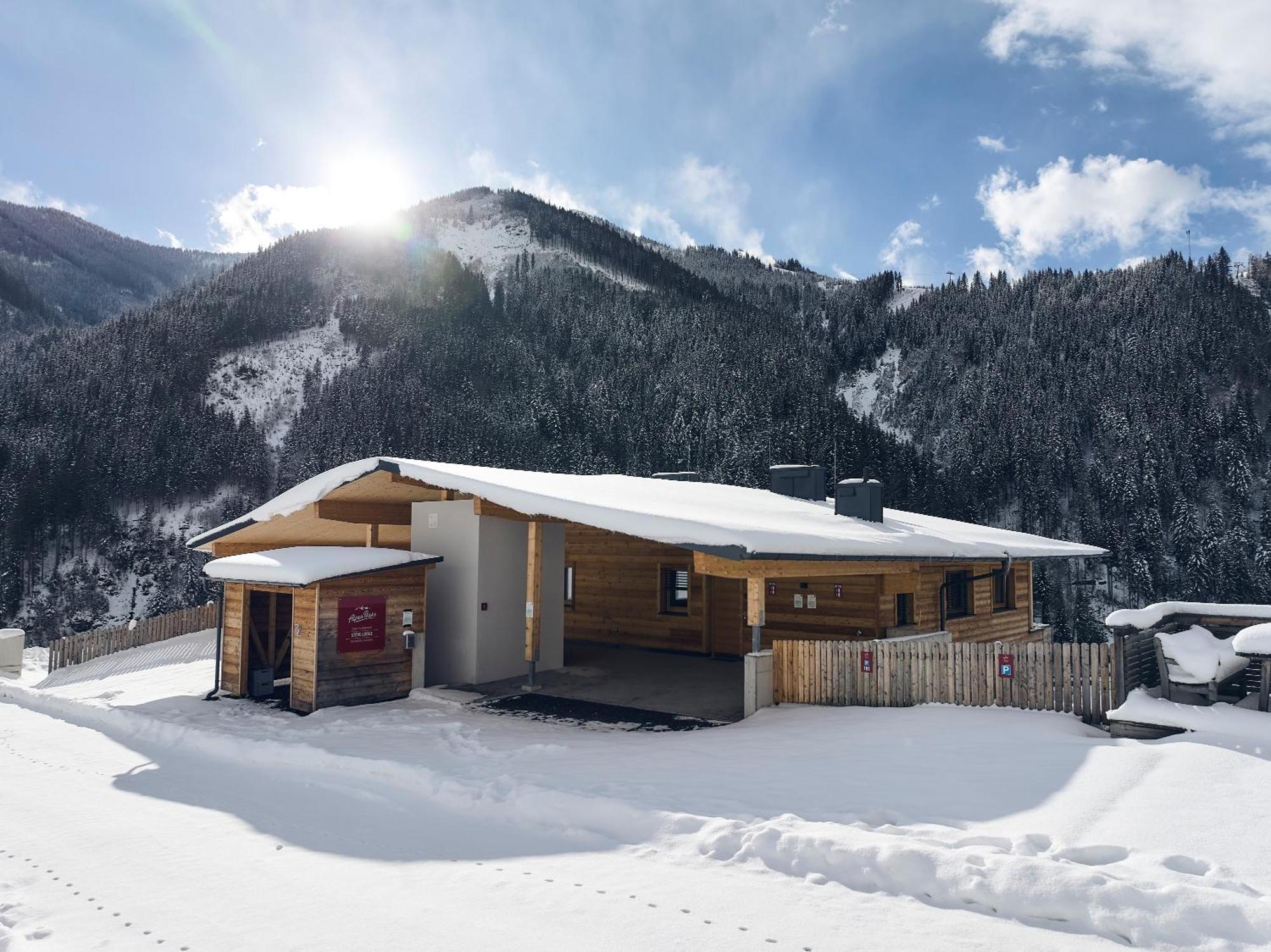 Alpenparks Chalet & Apartment Steve Lodge フィーホーフェン エクステリア 写真