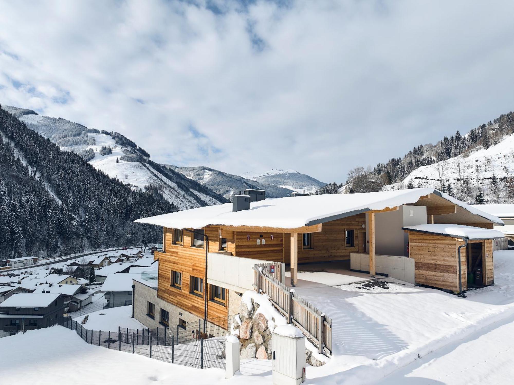 Alpenparks Chalet & Apartment Steve Lodge フィーホーフェン エクステリア 写真